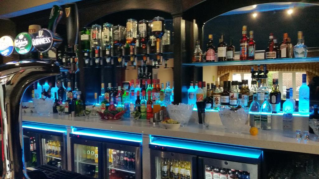The Royal Chace Hotel Enfield Ngoại thất bức ảnh